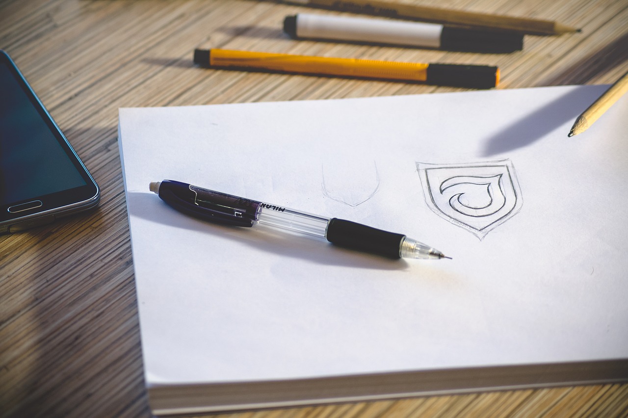 What is Logo Designing and Graphic Designing? How Are They Useful for Business?