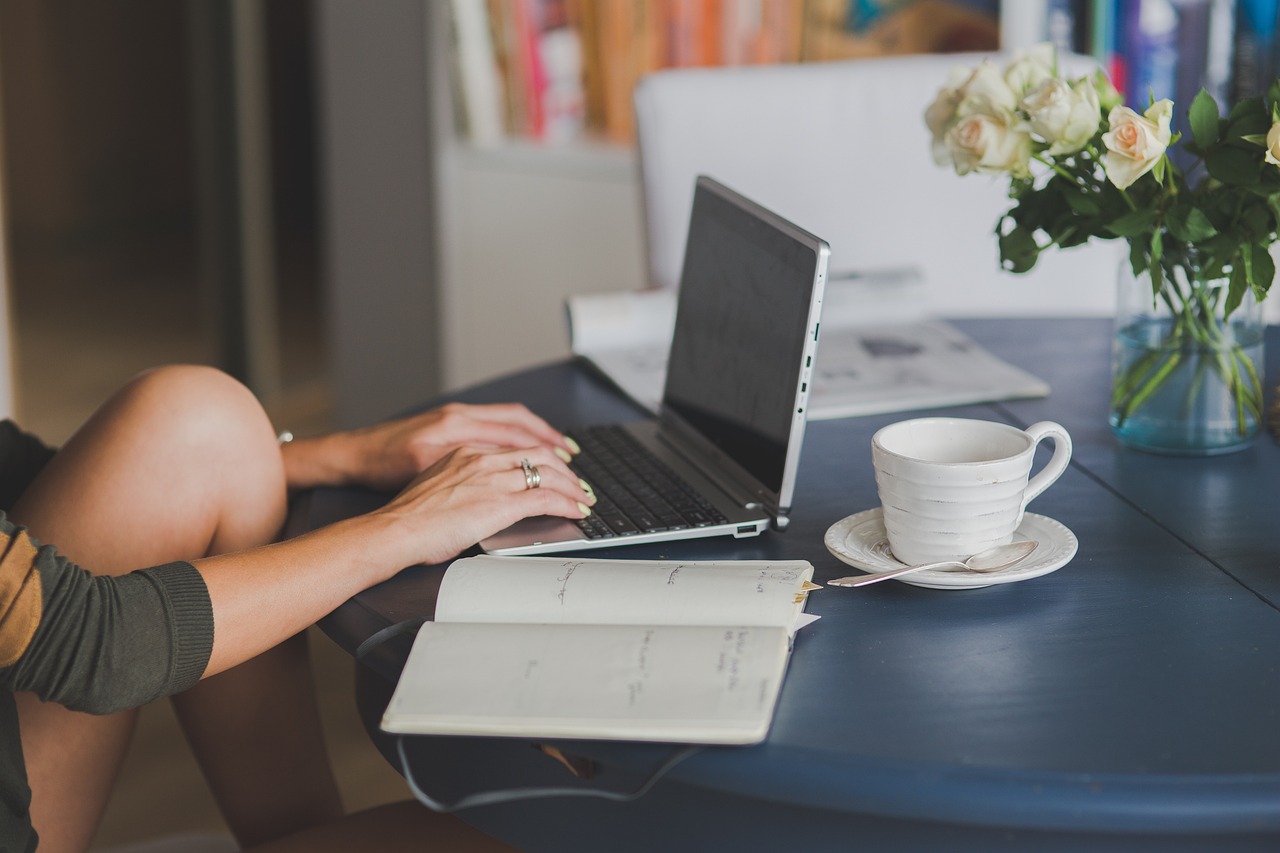How Blogging Helps Website Designers & Digital Marketers Build Trust
